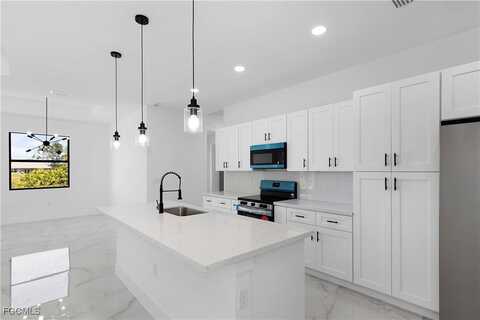 1024 Harwood Avenue S, Lehigh Acres, FL 33974