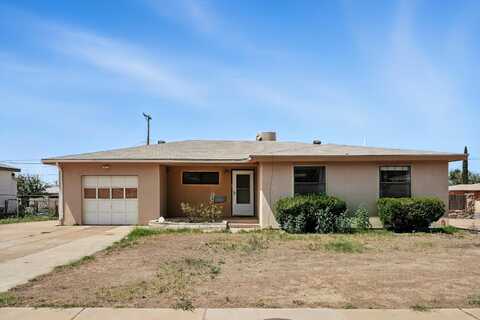 909 CEDAR Avenue, Alamogordo, NM 88310
