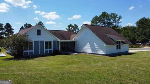 5 Paradise Lake, Tifton, GA 31794