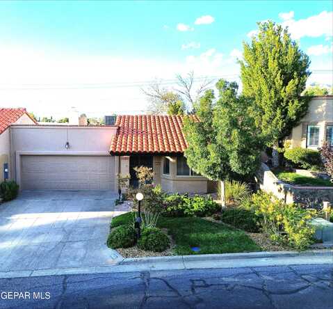 6135 LOS FELINOS CIR, El Paso, TX 79912