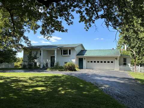 870 W Bunkum Road, Rensselaer, IN 47978