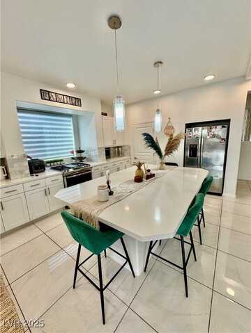8078 Noble Ridge Street, Las Vegas, NV 89139