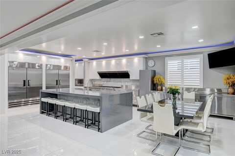 7292 White Bloom Avenue, Las Vegas, NV 89117