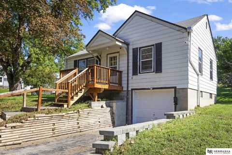 4619 N 47th Street, Omaha, NE 68104