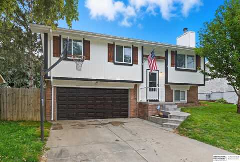 8721 S 138th Street, Omaha, NE 68138