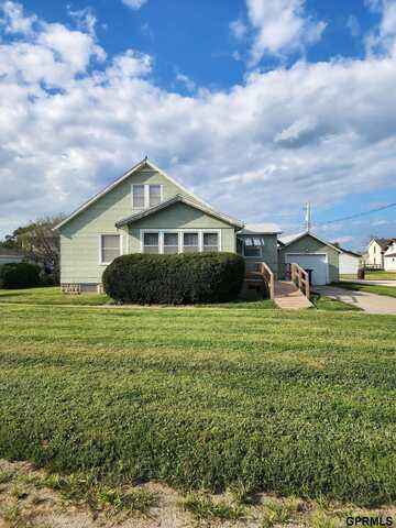 406 W Fulton Street, Hooper, NE 68031