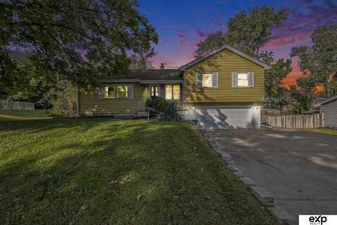 3316 101st Street, Omaha, NE 68134