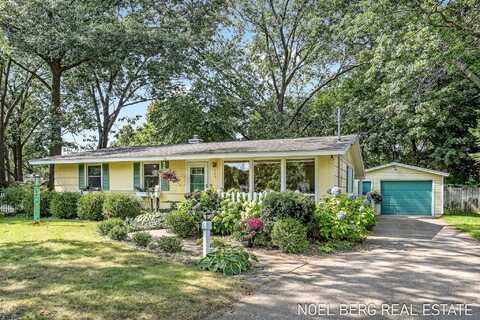 209 Douglas Court, Spring Lake, MI 49456