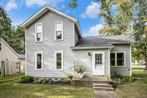 302 Fayette, Augusta, MI 49012