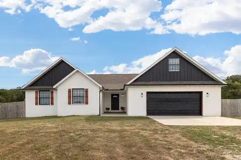 288 River Pass Drive, Marshfield, MO 65706