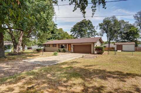 2613 W Woodlawn Street, Springfield, MO 65803