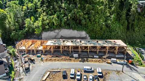 215 Circle Drive unit: 1, Gatlinburg, TN 37738