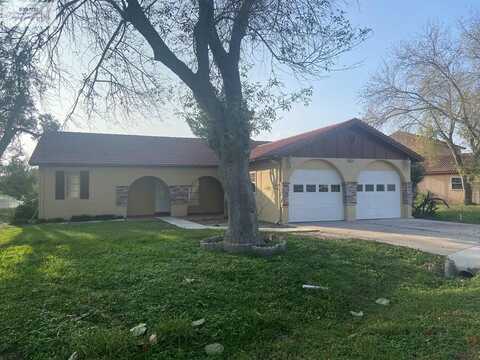 204 MORELOS AVE., RANCHO VIEJO, TX 78575