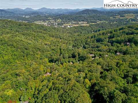 Tbd Highland Lakes Road, Blowing Rock, NC 28605