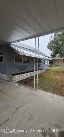 7606 Fairlane Avenue, Brooksville, FL 34613