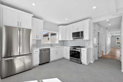 204 KENNEDY BLVD, Bayonne, NJ 07002