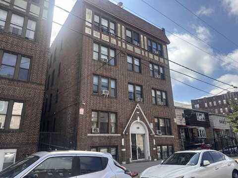 118 CORBIN AVE, JC, Journal Square, NJ 07306