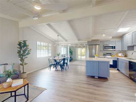 2274 Aamanu Street, Pearl City, HI 96782