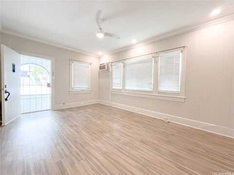 1519 Thurston Avenue, Honolulu, HI 96822