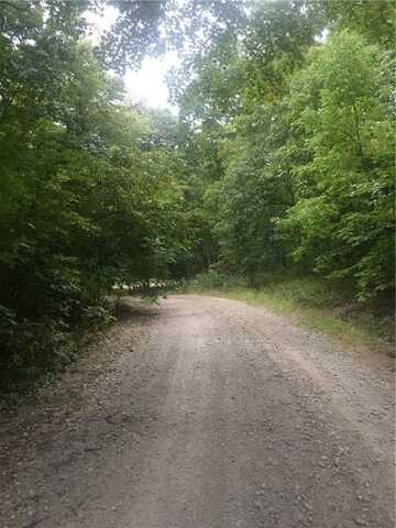 125 Raintree Ridge, Mound City, KS 66056