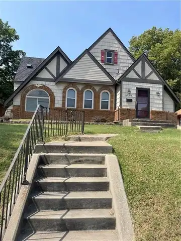 4516 RAINBOW Boulevard, Kansas City, KS 66103