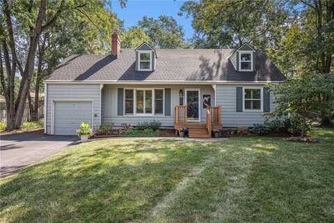 7475 Village Drive, Prairie Village, KS 66208
