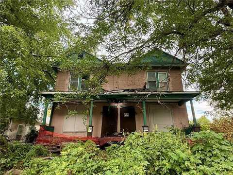 443 N 17th Street, Saint Joseph, MO 64501