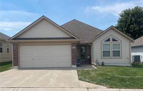 514 Neptune Drive, Raymore, MO 64083