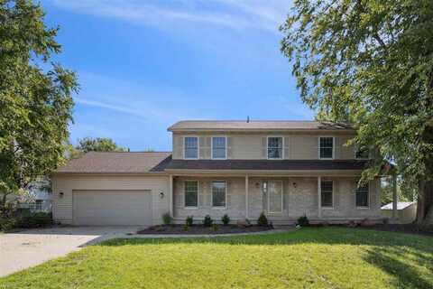 7604 Princeton Dr NE, Cedar Rapids, IA 52402