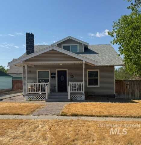 405 8th Avenue N, Buhl, ID 83316