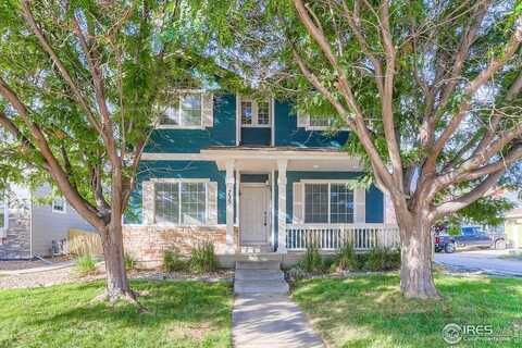 735 Summer Hawk Dr, Longmont, CO 80504
