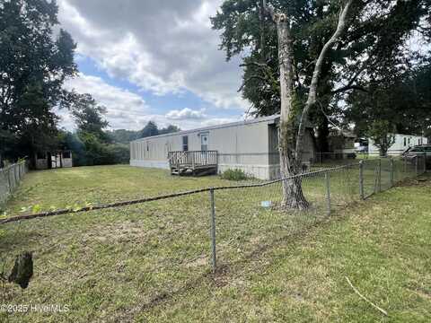 204 Beech Street, Jacksonville, NC 28540