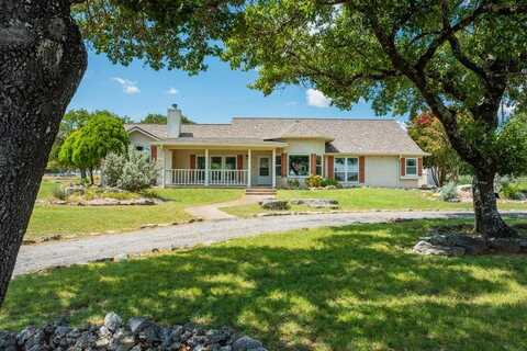 472 Rhum Rd, Kerrville, TX 78028