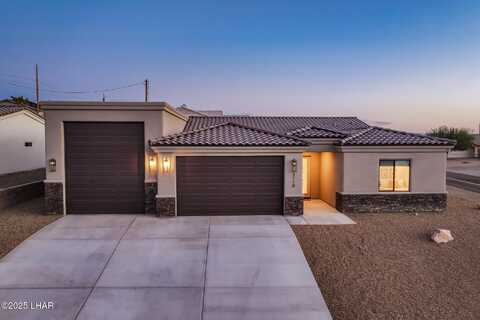 2110 Charing Cross Dr, Lake Havasu City, AZ 86404