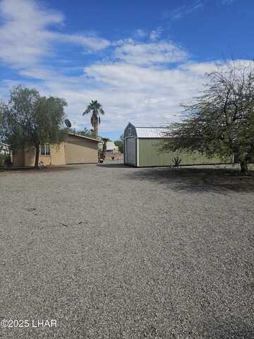 49758 Topaz Ave, Quartzsite, AZ 85346