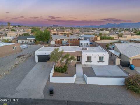320 Chipeta Ln, Lake Havasu City, AZ 86403