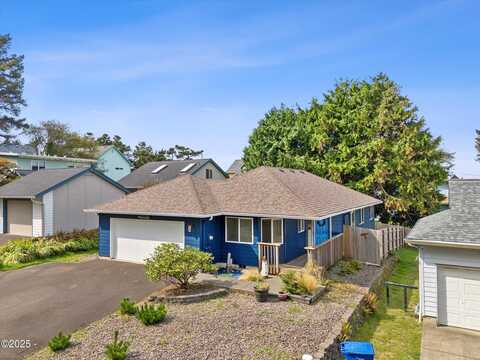 2709 NW Mast Avenue, Lincoln City, OR 97367