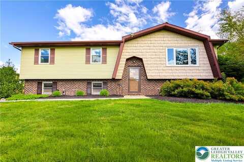 3829 Dogwood Road, Walnutport Boro, PA 18088