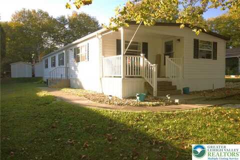 11 Longridge Court, Moore Twp, PA 18014