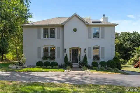 1912 Windy Hill Road, Kirkwood, MO 63122