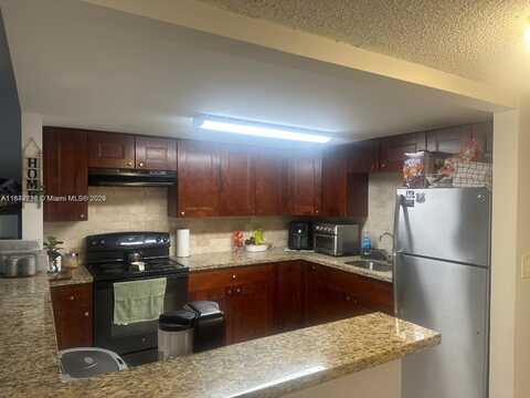 11131 Royal Palm Blvd, Coral Springs, FL 33065