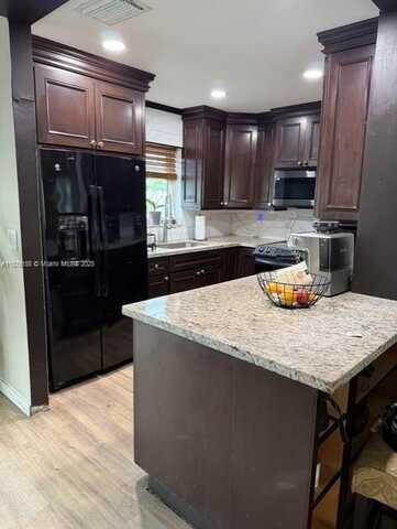 22265 SW 103rd Ave, Cutler Bay, FL 33190