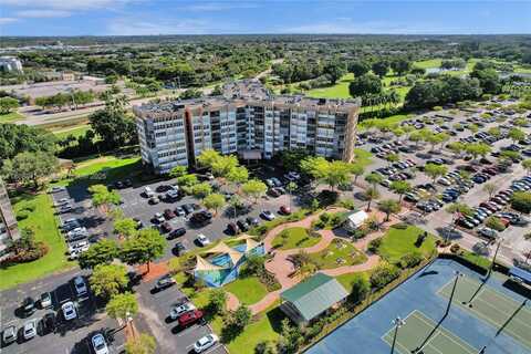 1100 Saint Charles Pl, Pembroke Pines, FL 33026