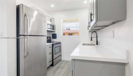 14980 NE 5th, Miami, FL 33161