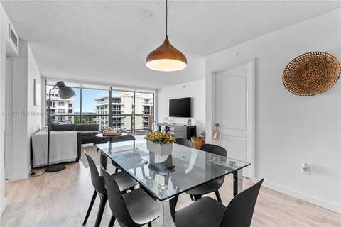 5757 Collins Ave, Miami Beach, FL 33140