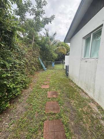 10240 SW 156th St, Miami, FL 33157
