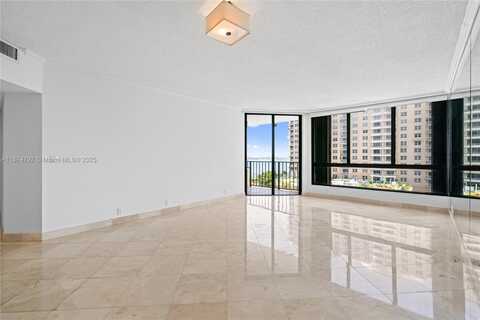 520 Brickell Key Dr, Miami, FL 33131