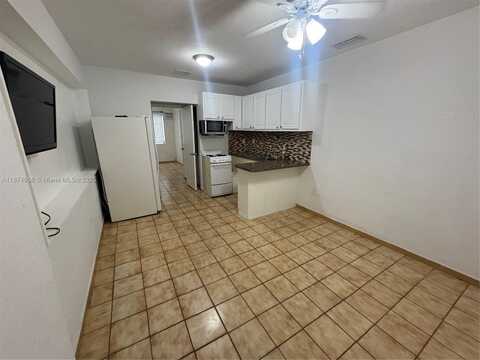 3289 SW 25th St, Miami, FL 33133