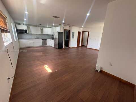 3289 SW 25th St, Miami, FL 33133