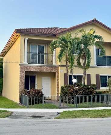 11257 SW 231st Ln, Miami, FL 33170